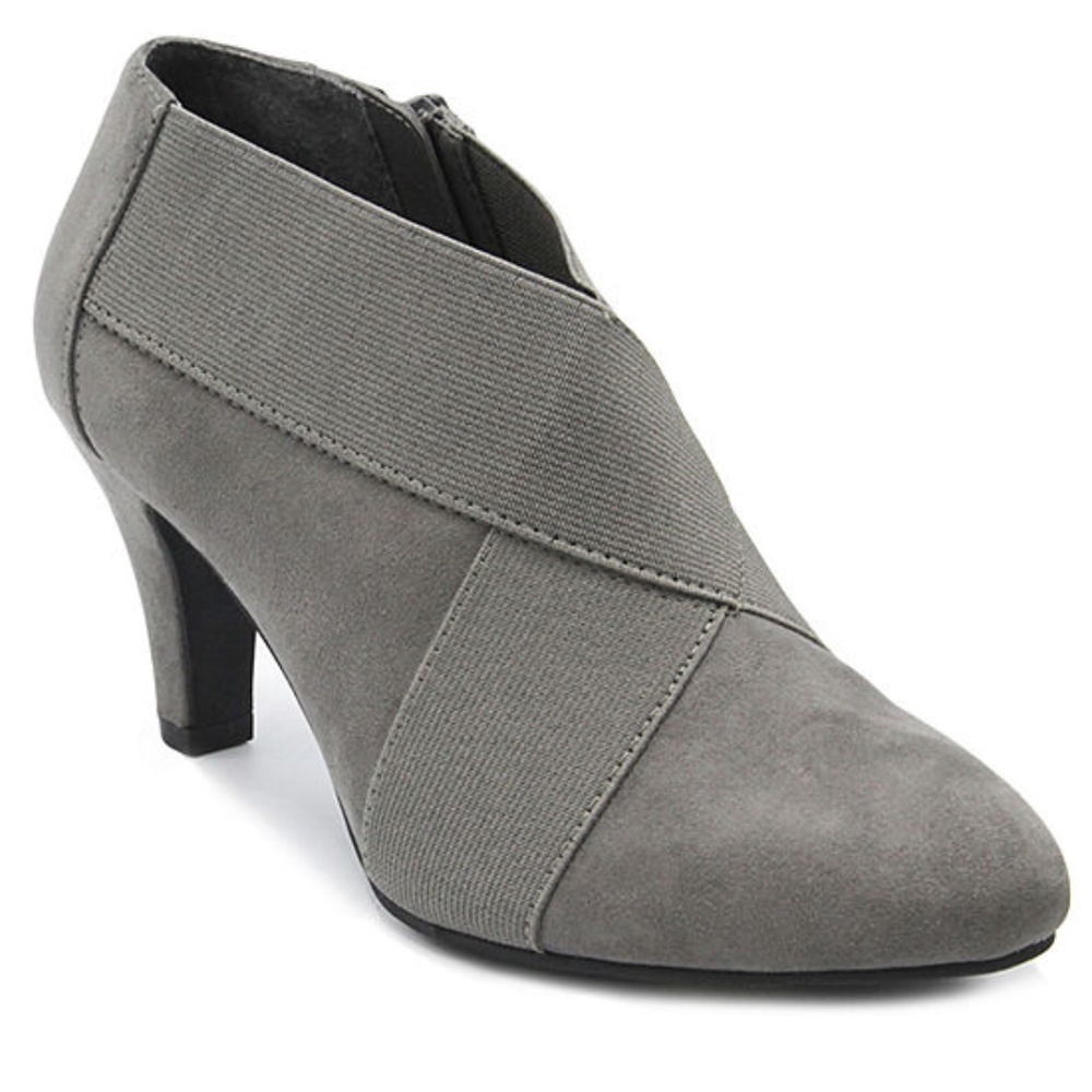 London Fog Bowen Womens Pump